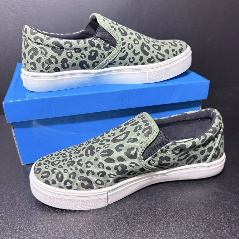 RipNDip Slip On Skate Shoes Womens Size‎ 7 Green Leopard Print Skateboard Casual